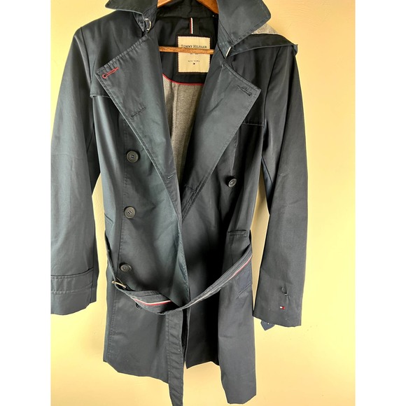 Tommy Hilfiger Navy raincoat w belt/hood SZ M - Picture 10 of 10